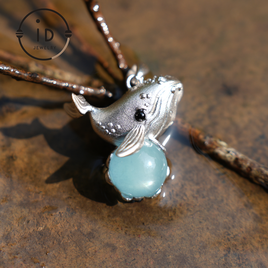 Ocean Guardian Whale Pendant - S925 Silver with Aquamarine Cat's Eye - Handcrafted Ocean-Inspired Jewelry