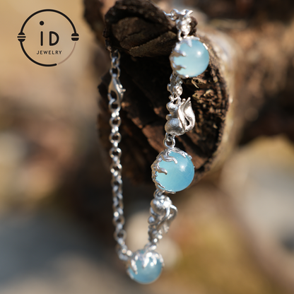 Kaninchen-Armband aus 925er Sterlingsilber mit Aquamarin – handgefertigter, eleganter Schmuck, perfektes Geschenk für besondere Anlässe